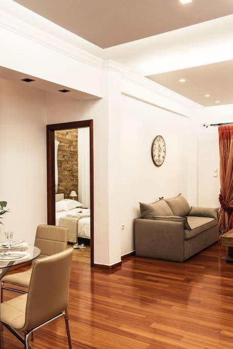 Kifisia Kallisti Suites Athene Buitenkant foto